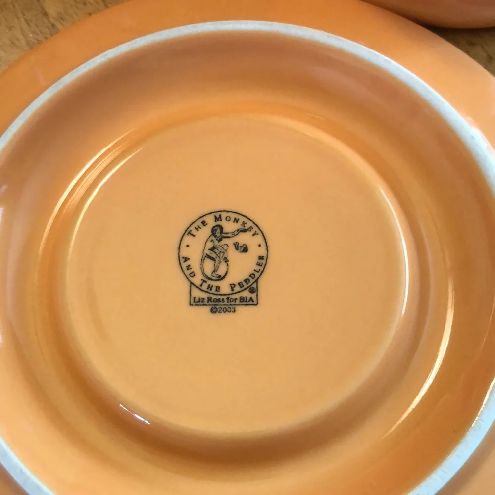 THE MONKEY AND THE PEDDLER CERAMIC ICE CREAM CONE CUP W/SAUCER